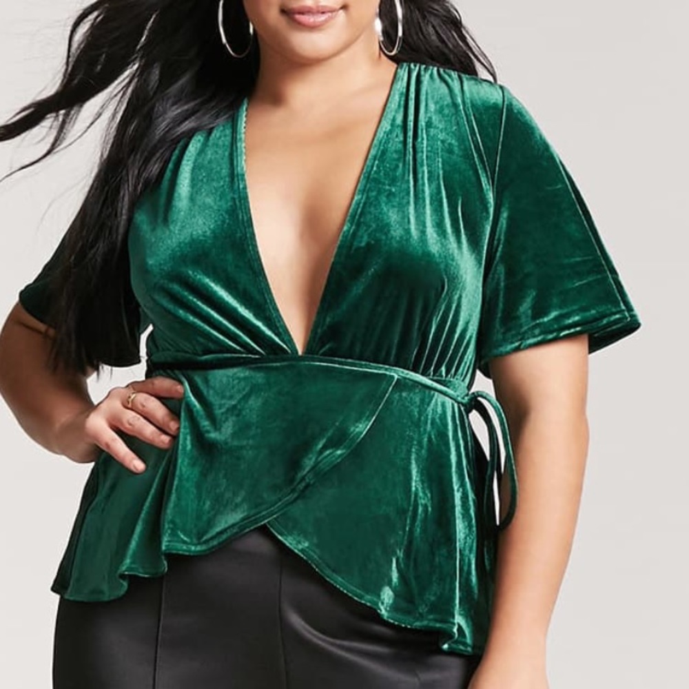 Plus Size Green Velvet Tulip Top